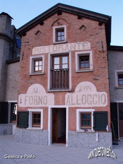 17° Rrifugio Forni 4.jpg
